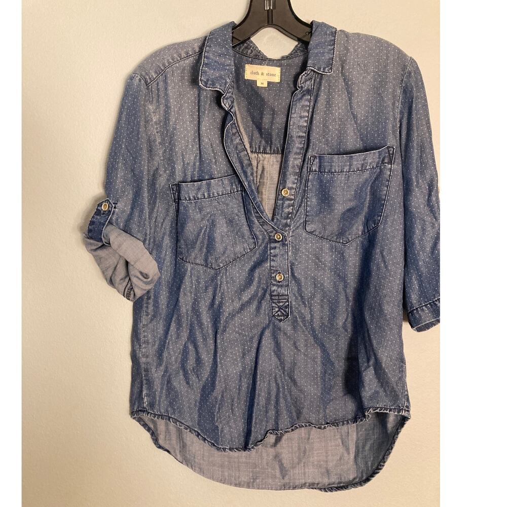 Cloth & Stone Anthropologie Button Down Denim Chambray Shirt Polkdots Sz M - Picture 7 of 9